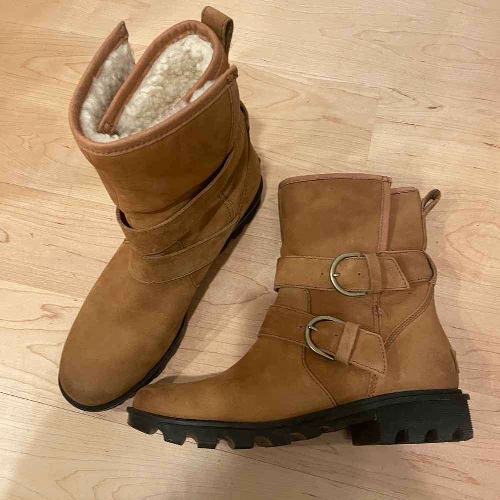 Sorel Lennox motto cozy boots euc